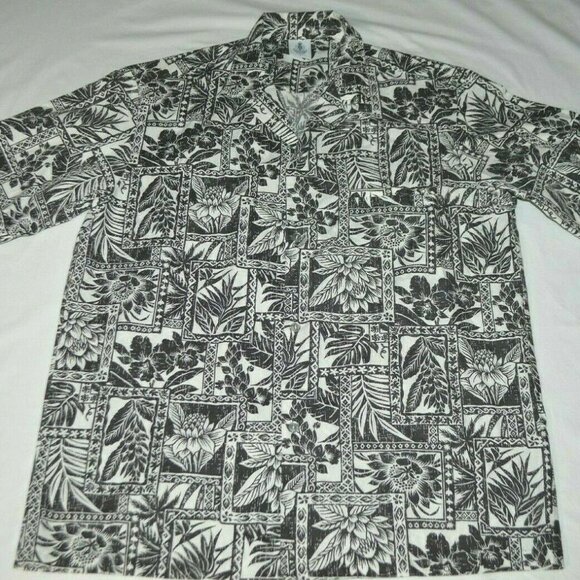 Royal Creations Black & White Hawaiian Aloha Shirt - Picture 1 of 4